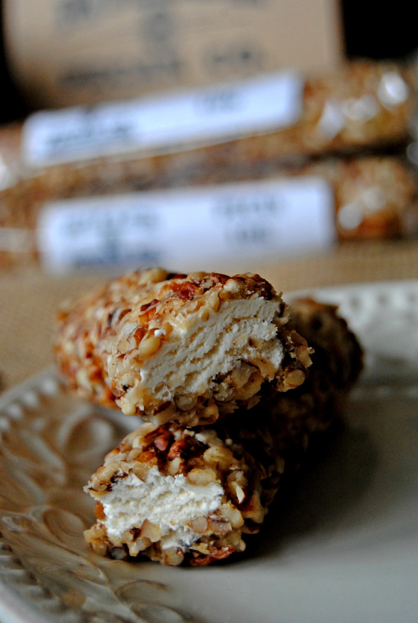 Olde-Fashioned Pecan Log