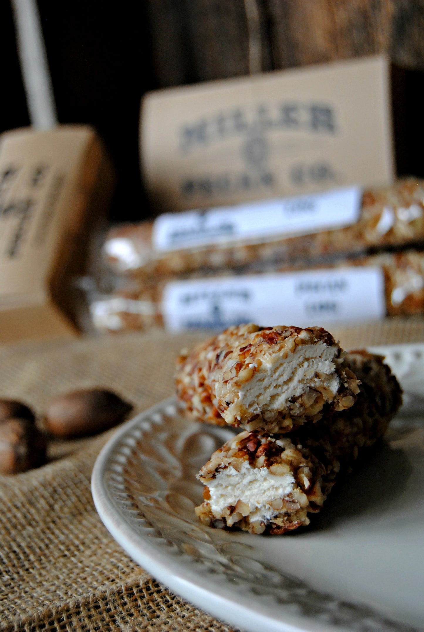 Olde-Fashioned Pecan Log