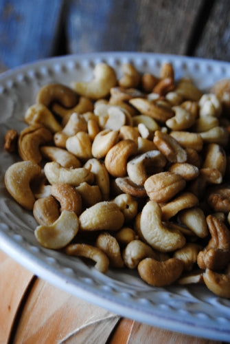 Roasted & Salted Whole Cashews