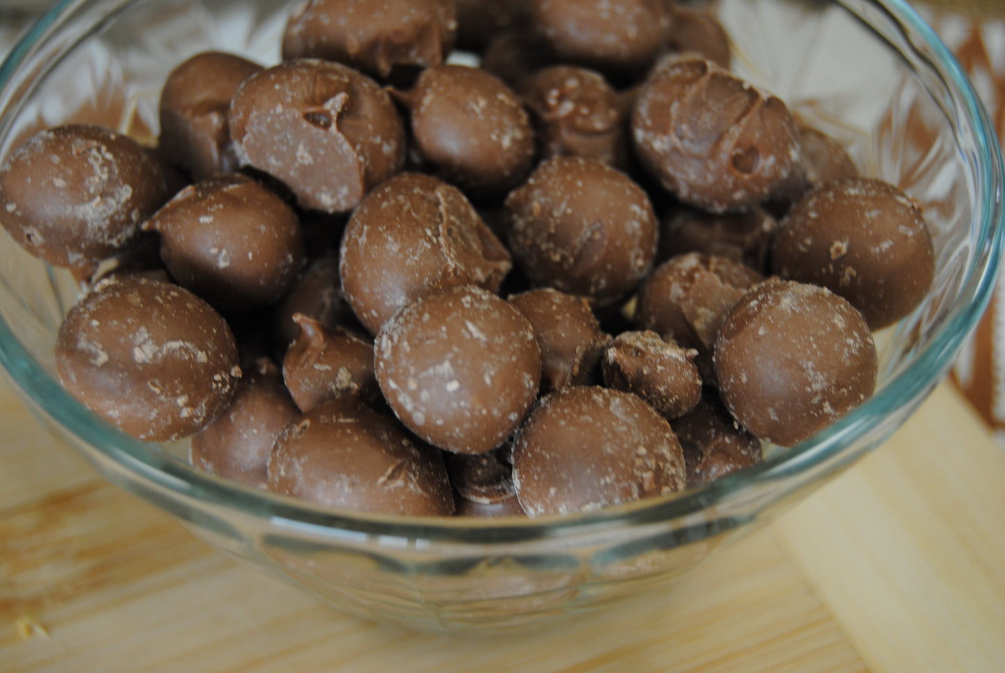 Milk Chocolate Double Dipped Peanuts