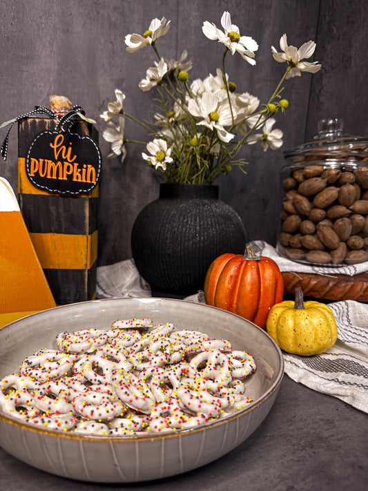 Autumn White Mini-Twist Pretzels