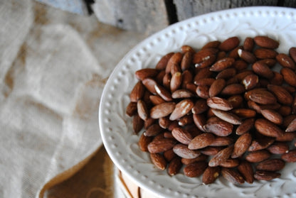 Roasted & Salted Whole Almonds